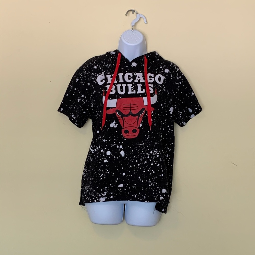 Chicago Bulls short sleeve hoodie